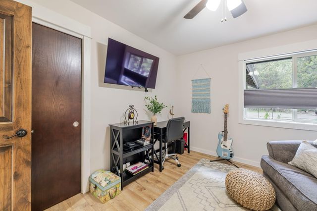 55833 Lost Rider Loop, Bend, OR 97707