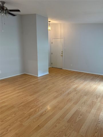 2627 Douglas Avenue 211, Dallas, TX 75219