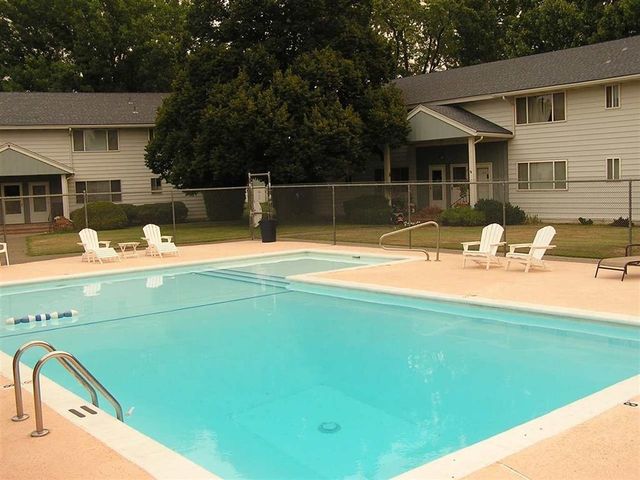 250 N Raymond Rd, Spokane Valley, WA 99206