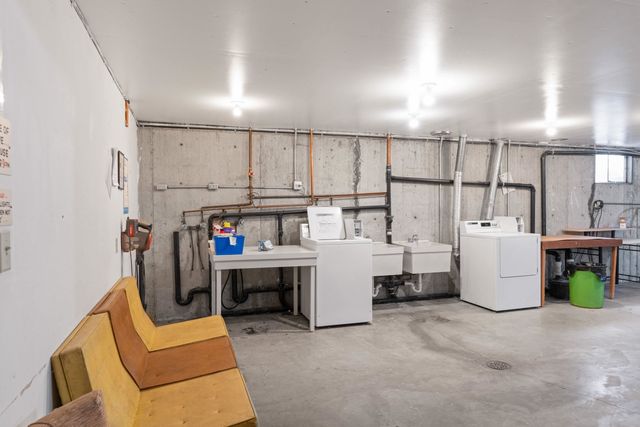 250 N Raymond Rd, Spokane Valley, WA 99206