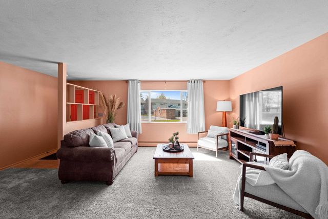 250 N Raymond Rd, Spokane Valley, WA 99206