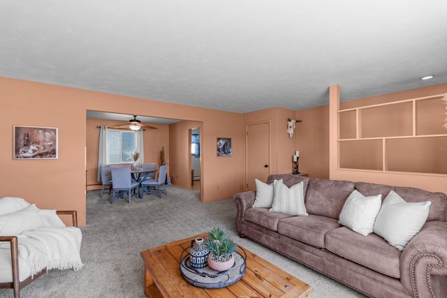 250 N Raymond Rd, Spokane Valley, WA 99206