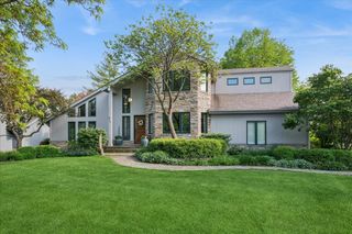 500 Parkview Place, Burr Ridge, IL 60527