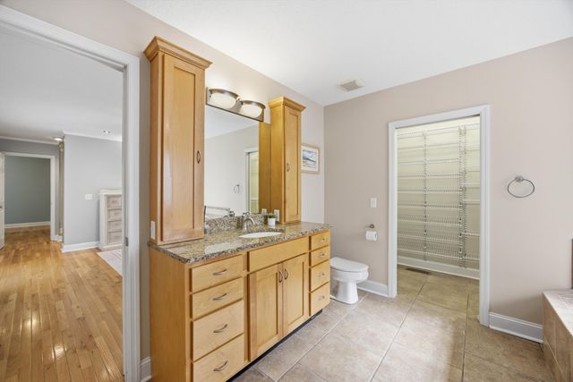 11102 London Lane, Apison, TN 37302