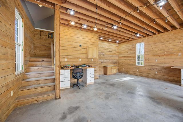 11102 London Lane, Apison, TN 37302