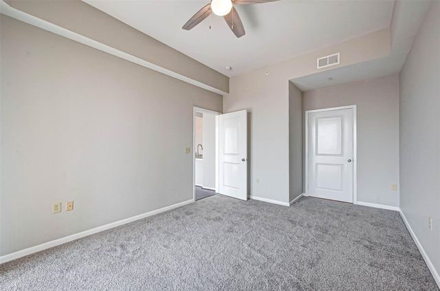 3505 Sage Road 2106, Houston, TX 77056