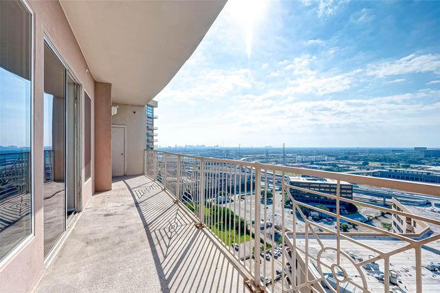 3505 Sage Road 2106, Houston, TX 77056