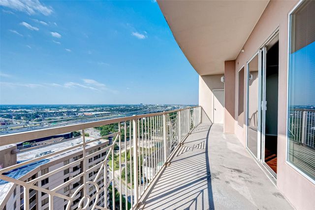 3505 Sage Road 2106, Houston, TX 77056