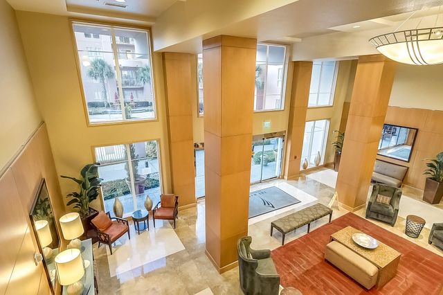 3505 Sage Road 2106, Houston, TX 77056