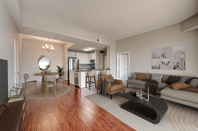 3505 Sage Road 2106, Houston, TX 77056