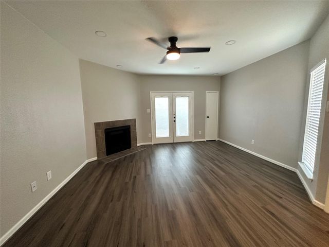 10855 Meadowglen Lane 711, Houston, TX 77042