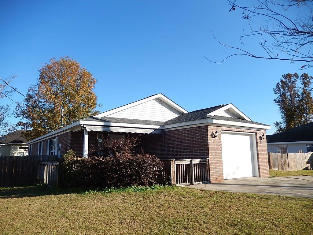 600 Ponderosa Circle, Midway, FL 32343