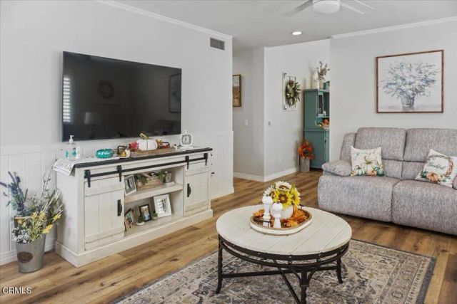 472 Madreselva Court, Camarillo, CA 93012