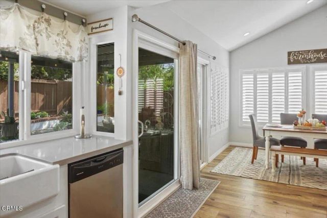 472 Madreselva Court, Camarillo, CA 93012