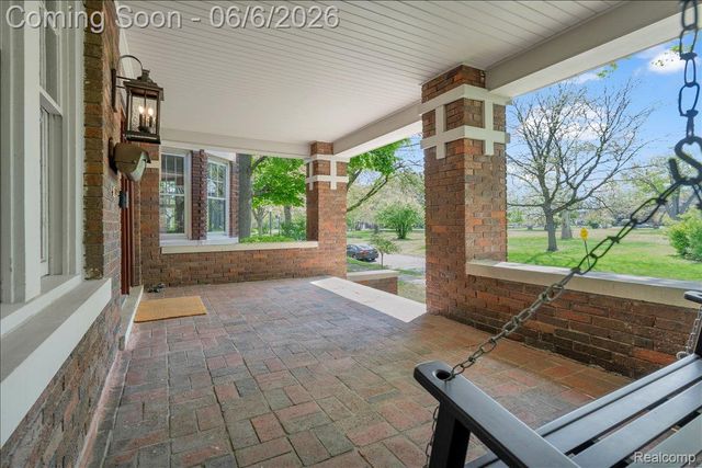 658 Longfellow Street, Detroit, MI 48202