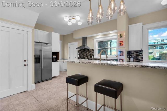 658 Longfellow Street, Detroit, MI 48202