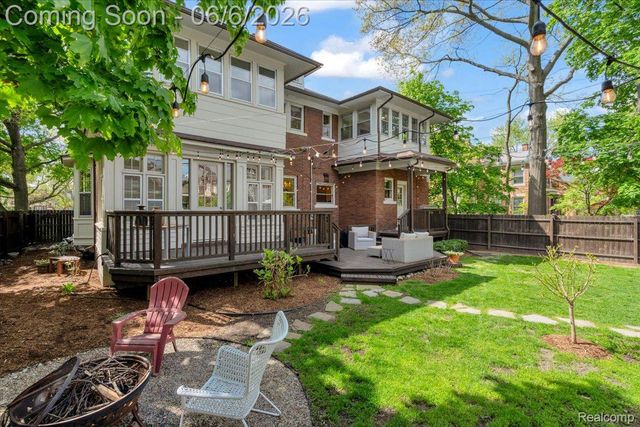 658 Longfellow Street, Detroit, MI 48202