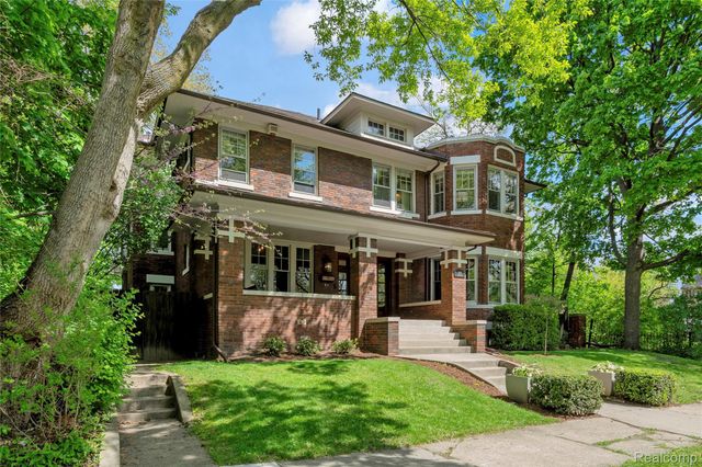 658 Longfellow Street, Detroit, MI 48202