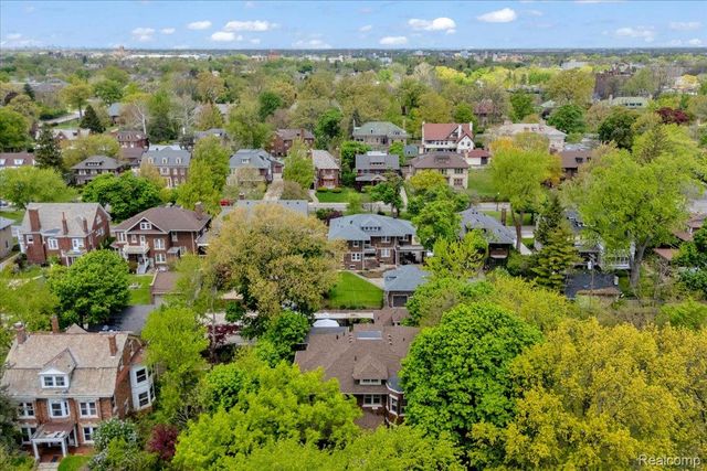 658 Longfellow Street, Detroit, MI 48202