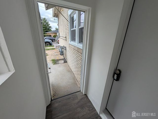 121 Kossuth Street, Franklin Twsp, NJ 08873