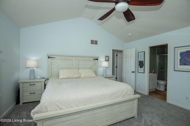 6709 Cassidy Cir, Louisville, KY 40229
