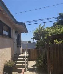 3652 E 17th St, Long Beach, CA 90804