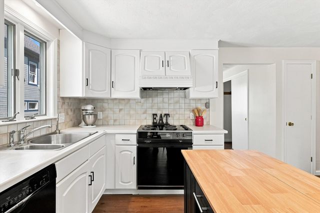 24 Carter Street, Woburn, MA 01801