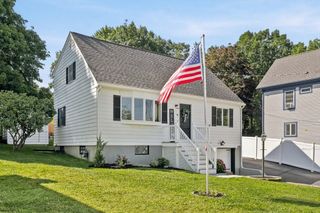 24 Carter Street, Woburn, MA 01801