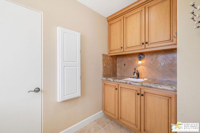 818 Inverness Drive, Rancho Mirage, CA 92270