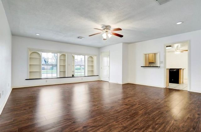 10207 Rambling Trail, Houston, TX 77089