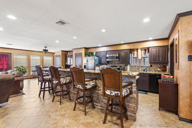 2443 Tiger, Kingston, OK 73439