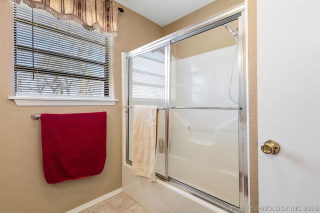 2443 Tiger, Kingston, OK 73439