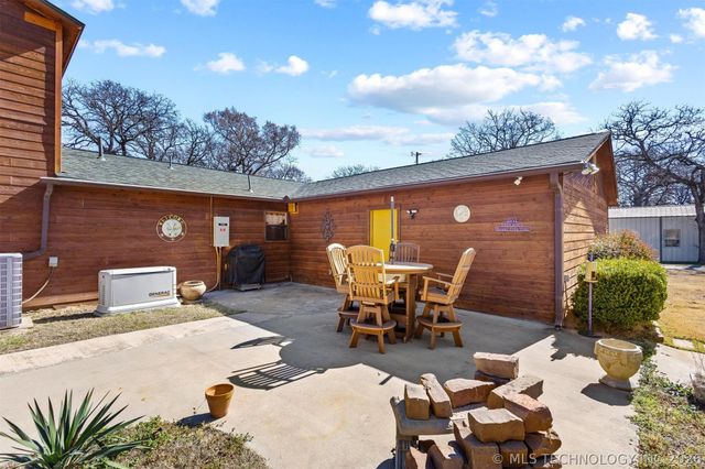 2443 Tiger, Kingston, OK 73439