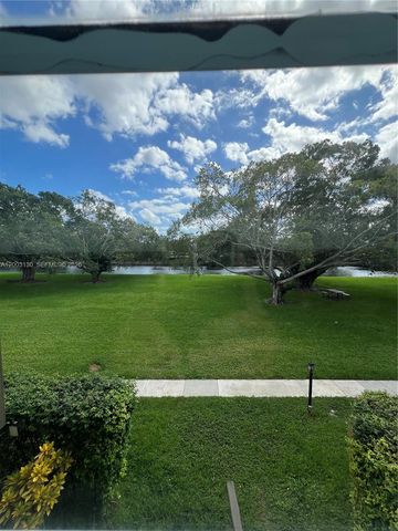 8335 SW 72nd Avenue 212D, Miami, FL 33143
