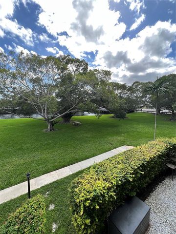8335 SW 72nd Avenue 212D, Miami, FL 33143