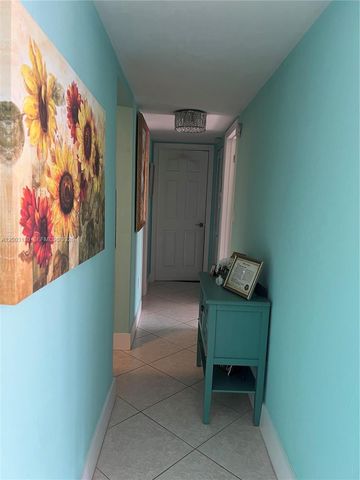 8335 SW 72nd Avenue 212D, Miami, FL 33143
