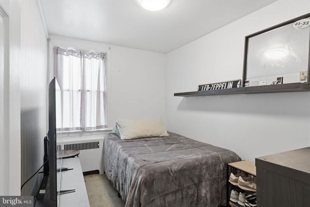 2905 KNORR ST, Philadelphia, PA 19149