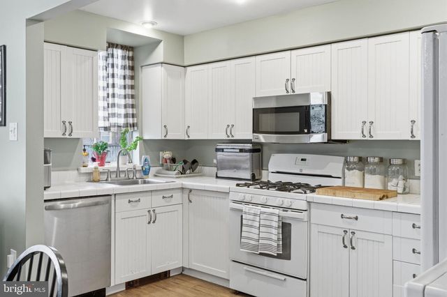 2905 KNORR ST, Philadelphia, PA 19149