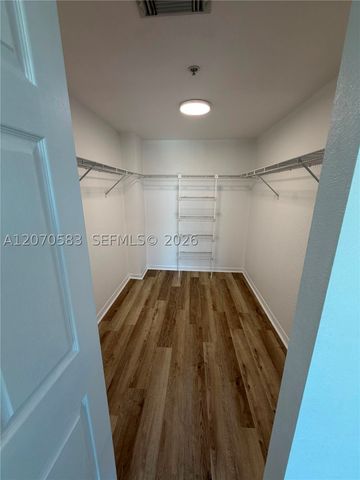 295 NW 57th Ave 508, Miami, FL 33126