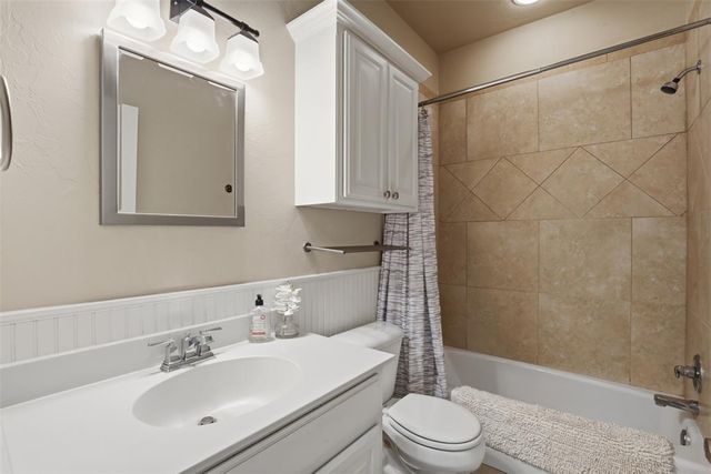 2109 Mulberry Lane, Newcastle, OK 73065