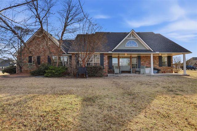 2109 Mulberry Lane, Newcastle, OK 73065