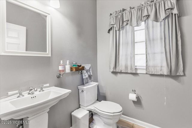 27 Fierro Avenue, Matawan, NJ 07747