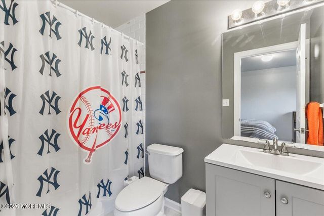 27 Fierro Avenue, Matawan, NJ 07747