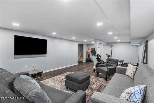 27 Fierro Avenue, Matawan, NJ 07747