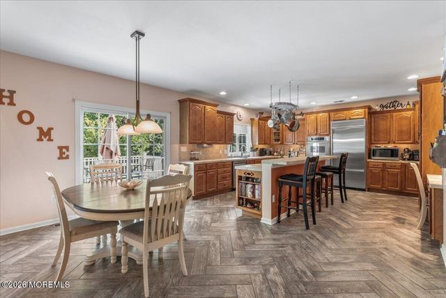 27 Fierro Avenue, Matawan, NJ 07747