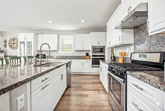 34926 Heartland Lane, Murrieta, CA 92563