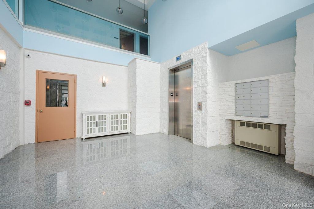 661 W Broadway 604, Long Beach, NY 11561 — photo 2