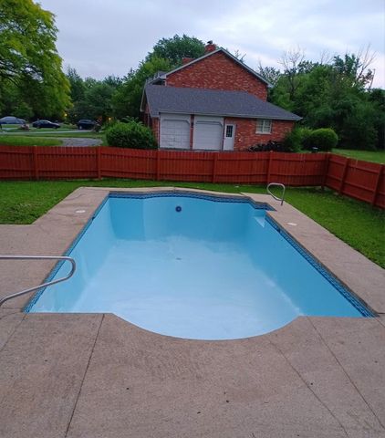 20835 LONDON Drive, Olympia Fields, IL 60461