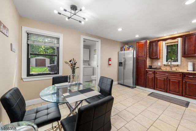 2 Wilson Ave, Woodland Park, NJ 07424