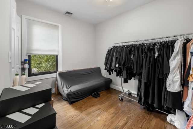 2 Wilson Ave, Woodland Park, NJ 07424